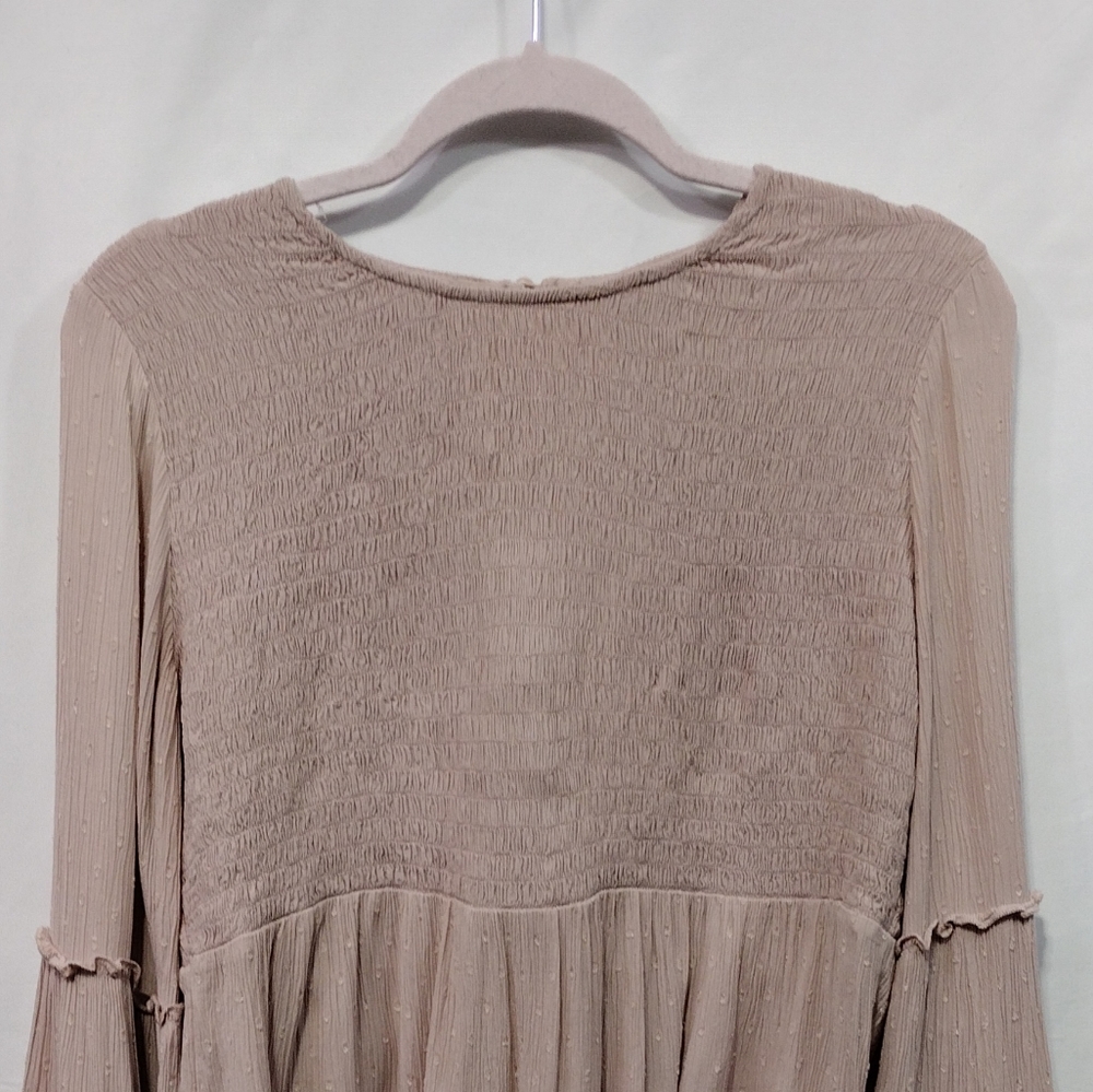 American Eagle Smocked Bell Sleeve Top Women's M Pale Pink Babydoll Barbiecore - Picture 3 of 9